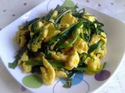 chives scrambled eggs