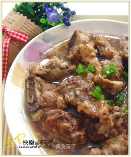 Steamed pork ribs with garlic and black bean sauce