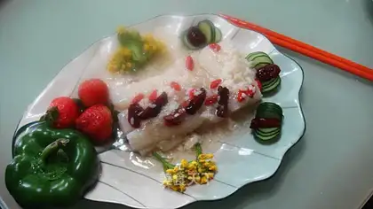 Stuffed yam with glutinous rice and red dates