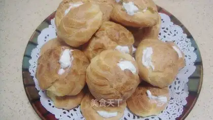 cream puffs