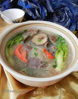 Flying duck gizzards and vermicelli casserole