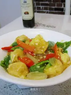 Stewed tofu with double pepper