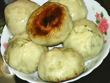 Sauerkraut pot paste steamed buns