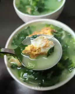 Wheat and egg soup