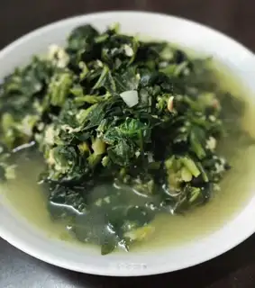 Spinach egg soup