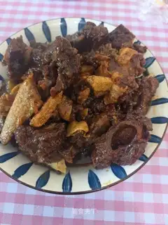 Red roast steak