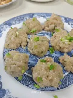Steam radish meatballs