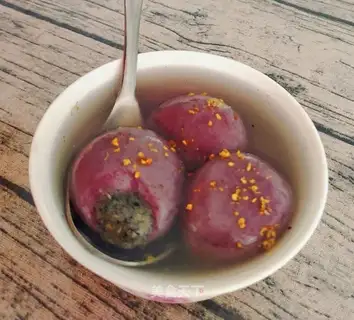 Potato black sesame soup