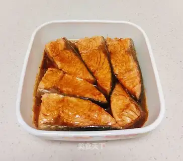 Steamed salmon