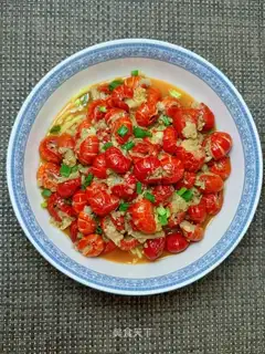 Garlic Lobster Noodles