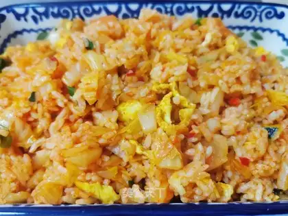 Hot cabbage and rice