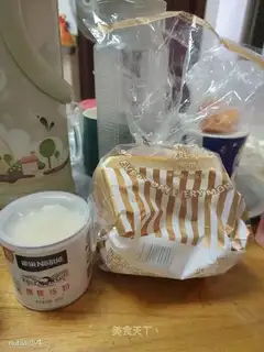 Milk sandwich