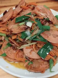Carrot beef sausage