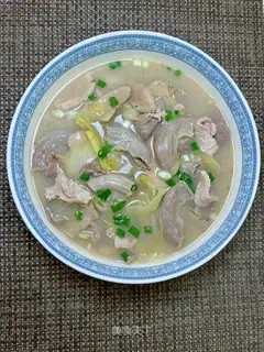 Pepper pickles and pork soup