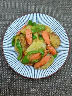 Pepper potato and ham sausage