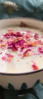 Milk oatmeal egg porridge