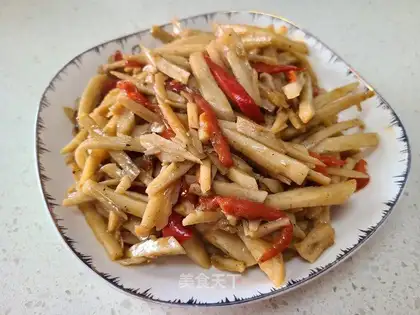 Cream peppers and licorice