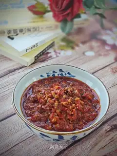 Homemade chili sauce