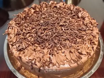 Chocolate heart cake