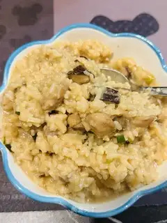 The fragrance pot chicken leg rice