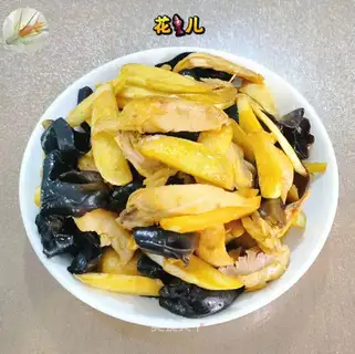 Black-mucked, white-fried, mussels