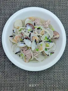 Gin and mushrooms