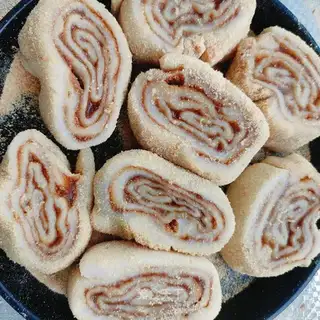 Northeast donkey rolls