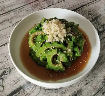 Garlic bitter melon