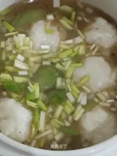 Smelt-fish-ball soup