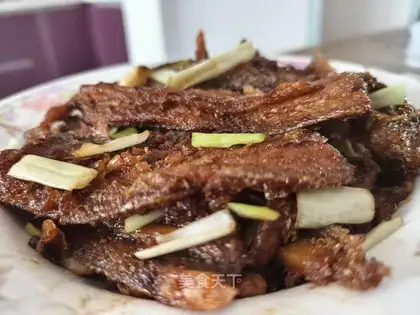 Red-fried fish