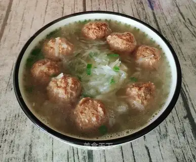 Roseball soup