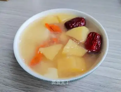 Red-tree Apple Mountain medicine soup
