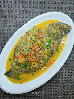 Bacon tomato fish