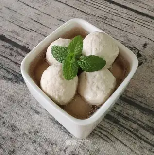 Handmade chicken meatballs