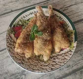 Fry the yellow fish