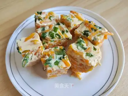 Carrot steamed eggs