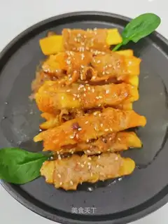 Pineapple roll