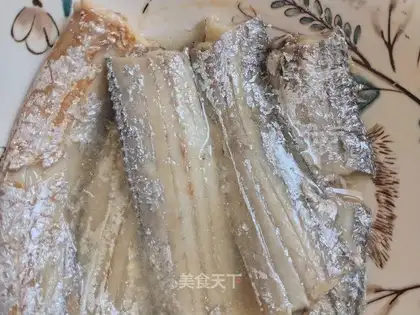 Vacuate fish