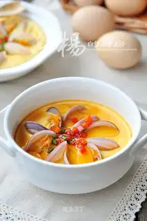 Steamed eggs with clams