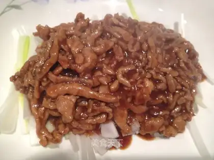 Shredded pork in Beijing sauce