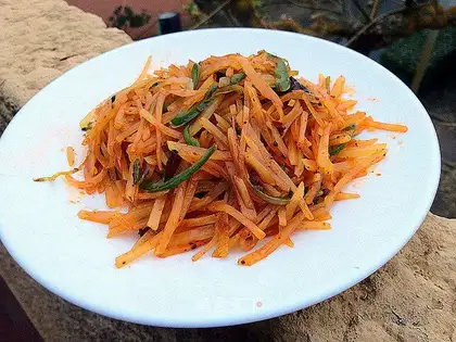 Spicy shredded potatoes