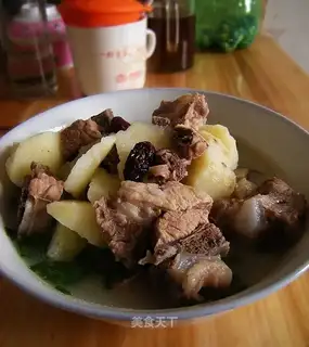 Ribs and yam soup