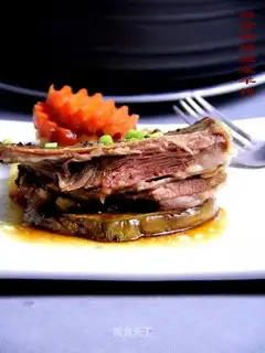 Baked Vegetable and Lamb Chops in Taji Pot