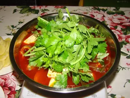 Boiled catfish and tofu hotpot