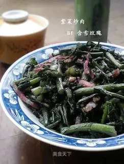 stir-fried pork with seaweed