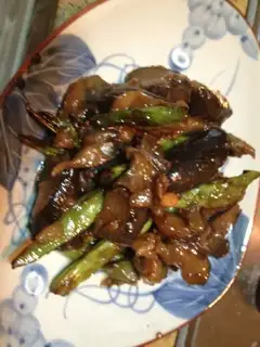 stir-fried green beans with eggplant sauce