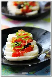Steamed taro with black bean and chopped pepper