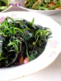 stir-fried red amaranth
