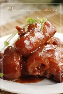 Rose bean curd trotters
