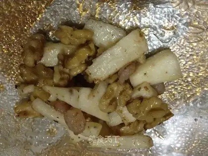 stir-fried shrimp with yam and walnut